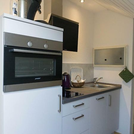 Moderne 70 Qm Wohnung Mit Grosser Dachterrasse Kinheim Bagian luar foto