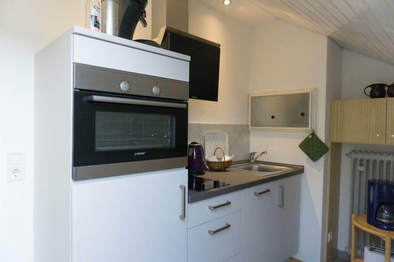 Moderne 70 Qm Wohnung Mit Grosser Dachterrasse Kinheim Bagian luar foto