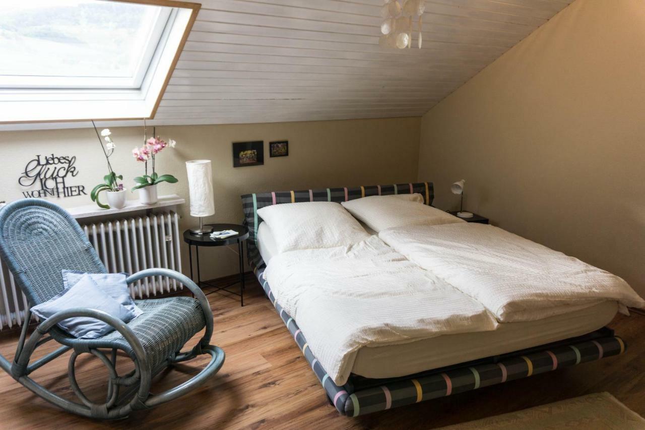 Moderne 70 Qm Wohnung Mit Grosser Dachterrasse Kinheim Bagian luar foto