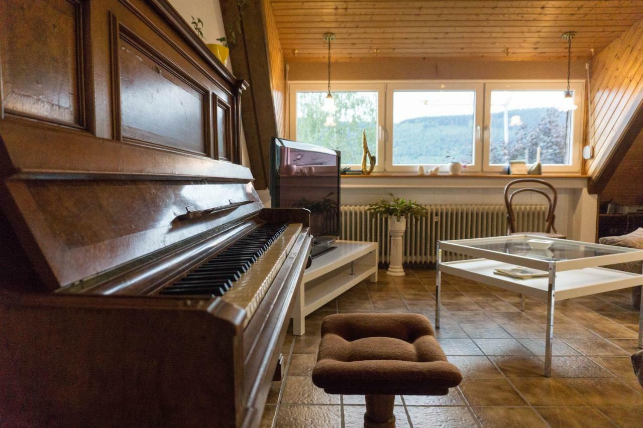 Moderne 70 Qm Wohnung Mit Grosser Dachterrasse Kinheim Bagian luar foto